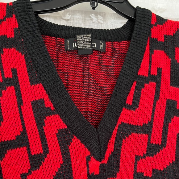 ♥️Vintage retro geometric print sweater oversized♥️ - Picture 2 of 5